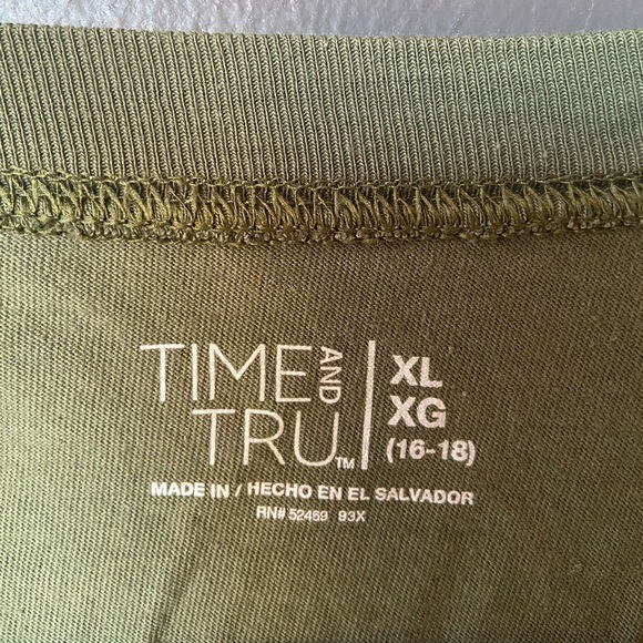 Time and tru pink & green tee - Picture 4 of 8